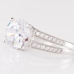 Bague Anthyme Or Blanc Oxyde De Zirconium