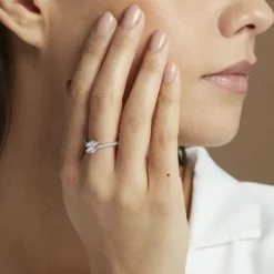 Bague Nevarte Argent Blanc Oxyde De Zirconium
