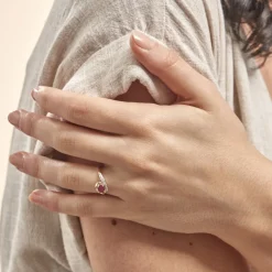Bague Sagesse Or Jaune Rubis Et Diamant