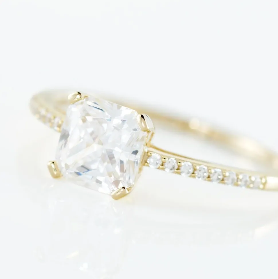 Bague Solitaire Or Jaune Beline Oxyde De Zirconium