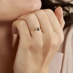 Bague Solitaire Pluie D'Eclat Or Jaune Saphir