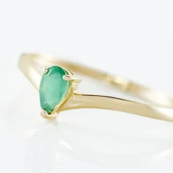 Bague Solitaire Pluie D'Eclat Or Jaune Emeraude