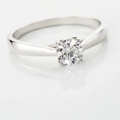 Bague Solitaire Vicoeuria Or Blanc Diamant Synthétique