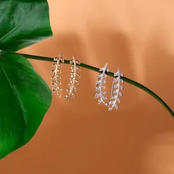 Marc Orian Piercings D'Oreilles|Boucles D'Oreilles Argent > Boucles D'oreilles Grimpantes Folia Argent Blanc