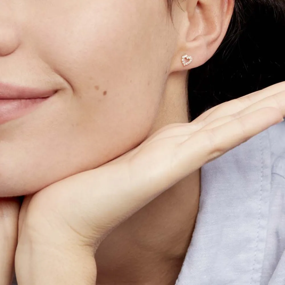 Marc Orian Boucles D'Oreilles Cœur|Boucles D'Oreilles Femme > Boucles D'oreilles Puces Dorcas Coeur Ajoure Or Jaune Oxyde De Zirconium