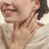 Boucles D'oreilles Puces Eolande Or Blanc Perle De Culture Et Oxyde