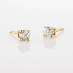 Boucles D'oreilles Puces Or Jaune Victoria Diamants