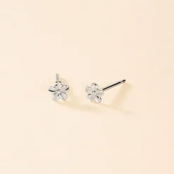 Marc Orian Boucles D'Oreilles Fleur|Boucles D'Oreilles Argent > Boucles D'oreilles Puces Sulya Argent Blanc