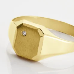 Chevalière Malcolm Carree Or Jaune Oxyde De Zirconium