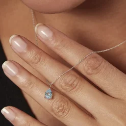 Marc Orian Colliers|Colliers Avec Pierres > Collier Goutte Or Blanc Topaze