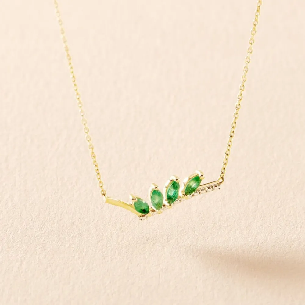 Marc Orian Colliers|Colliers Avec Pierres > Collier Navette Or Jaune Emeraude Diamant