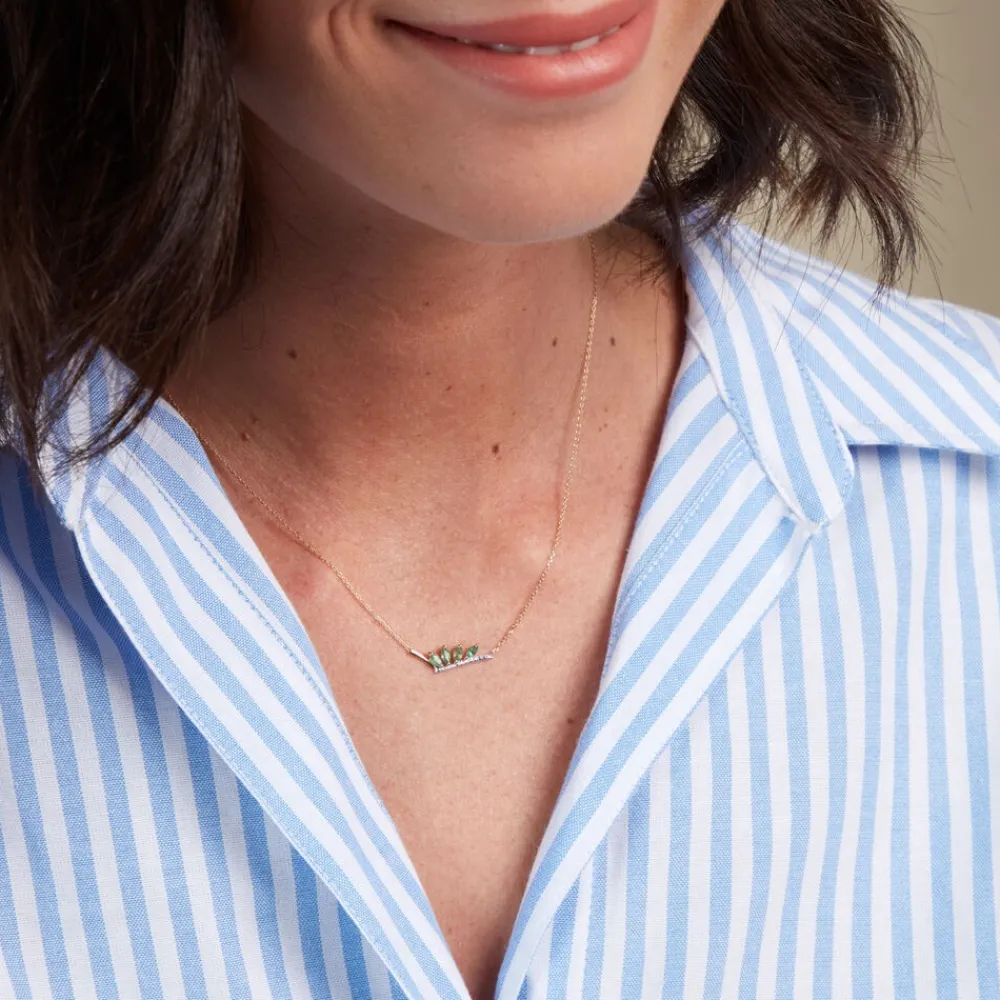 Marc Orian Colliers|Colliers Avec Pierres > Collier Navette Or Jaune Emeraude Diamant