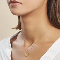 Marc Orian Pendentifs|Pendentifs Personnalisés > Pendentif Amber Vierge Rond Diamante Or Jaune