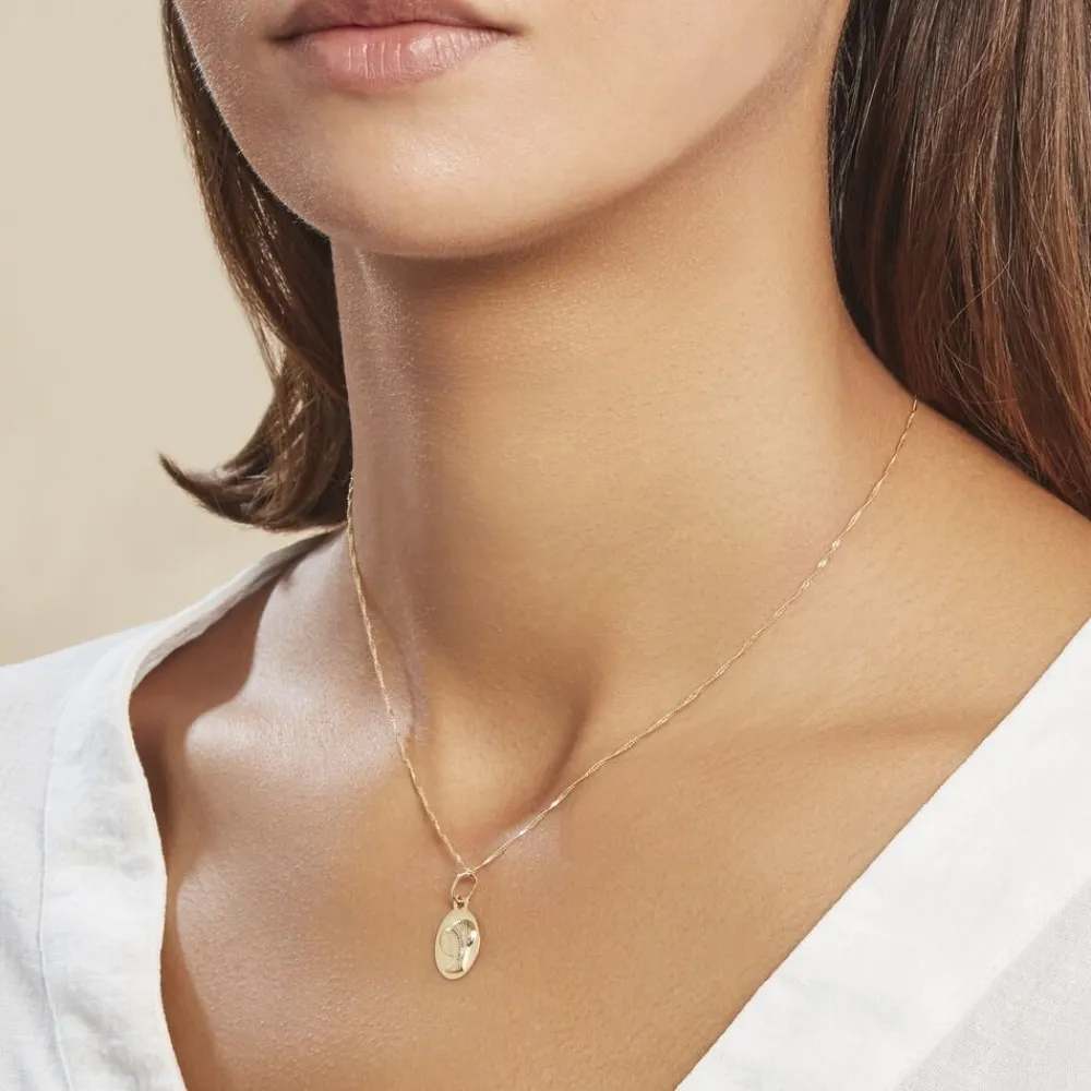 Marc Orian Pendentifs|Pendentifs Personnalisés > Pendentif Vierge Ovale Or Jaune